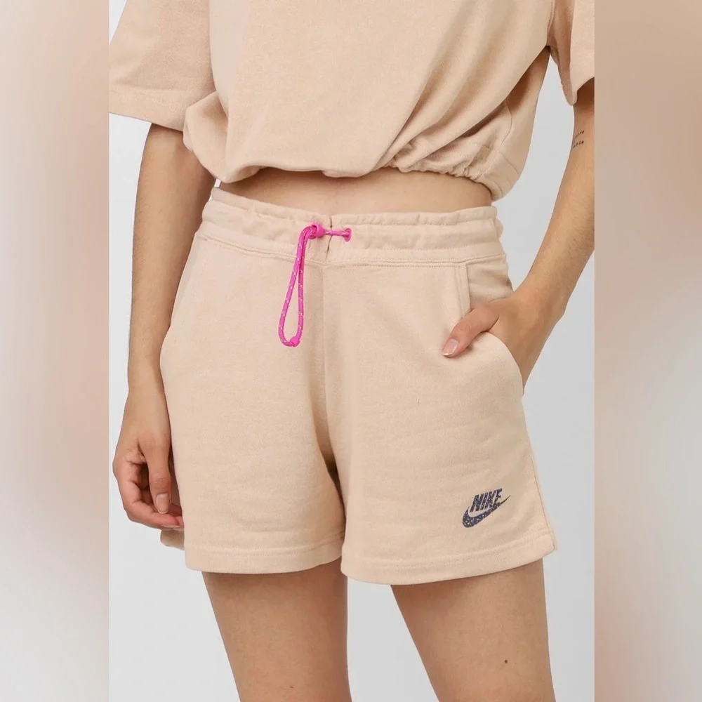 Nike Sportswear Icon Clash Fleece Drawcord Shorts small tan loungewear pockets - Picture 1 of 16